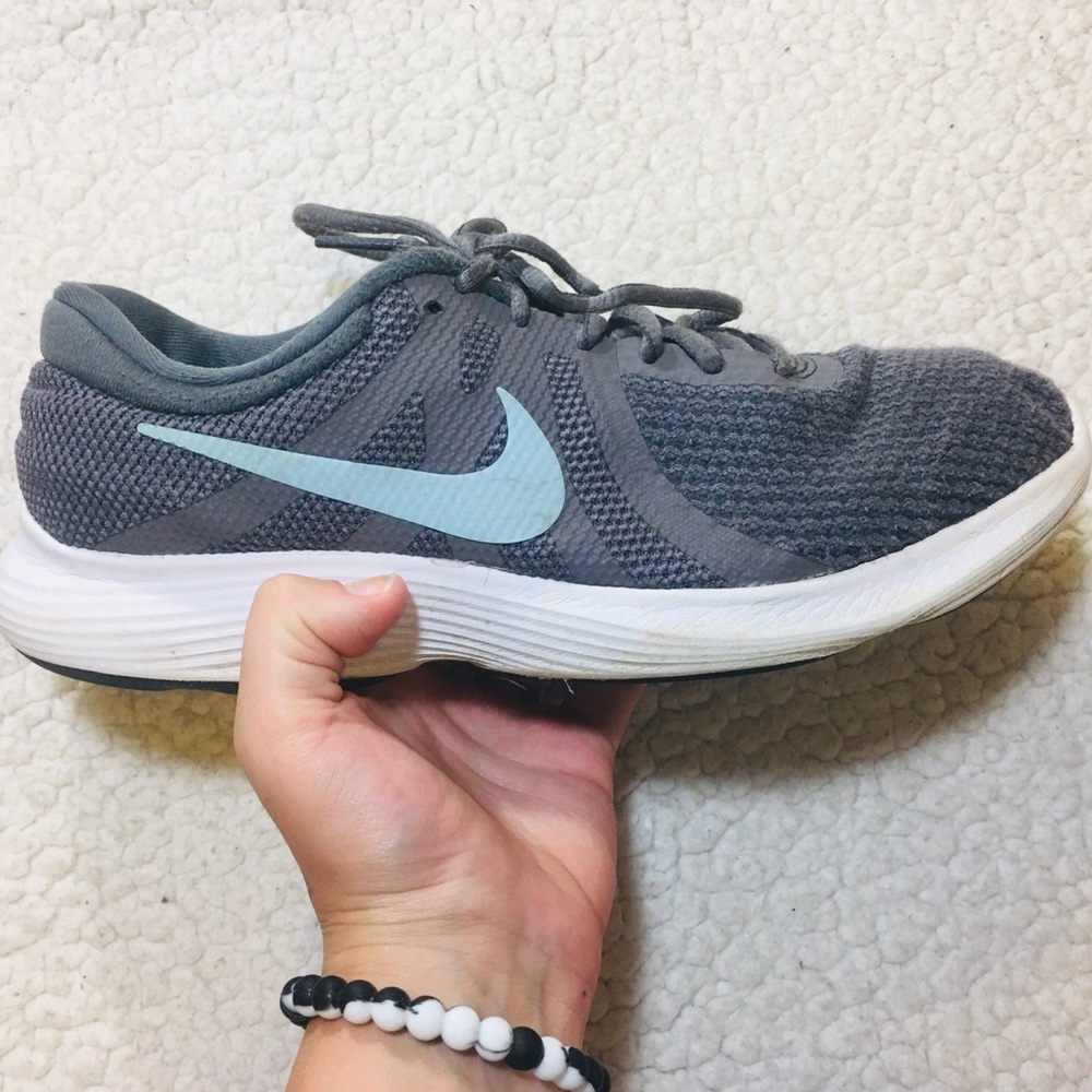 NIKE Tanjun Tennis Shoes 👟